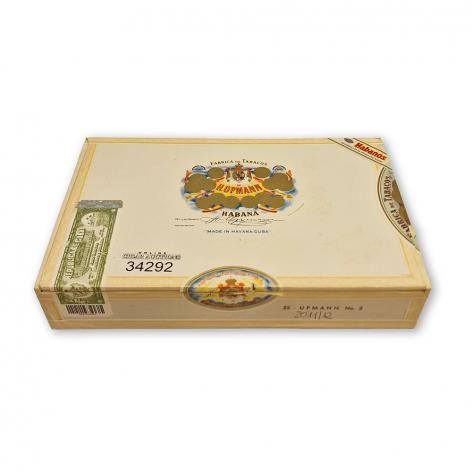 Lot 104 - H. Upmann No. 2
