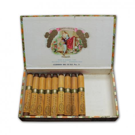 Lot 105 - Romeo y Julieta Cedros De Luxe No.3