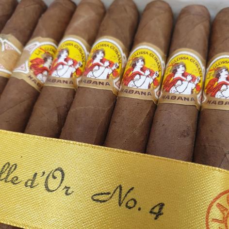 Lot 105 - La Gloria Cubana Medaille d'Or No.4
