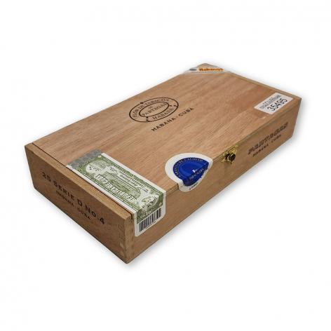 Lot 105 - Partagas Serie D No.4