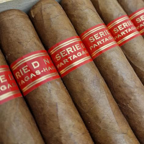 Lot 106 - Partagas Serie D No.4