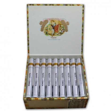 Lot 106 - Romeo y Julieta Churchills