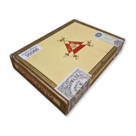 Lot 107 - Montecristo No. 3