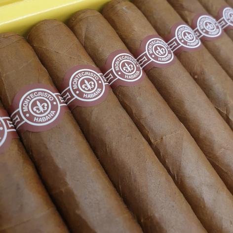 Lot 108 - Montecristo No. 4