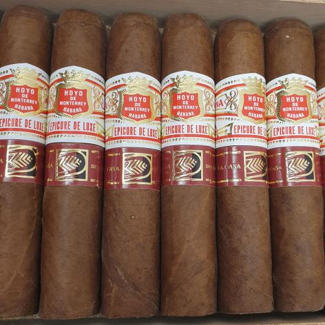 Lot 108 - Hoyo de Monterrey Epicure de Luxe