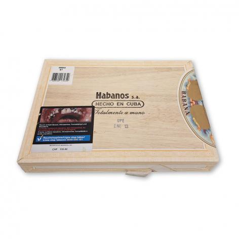 Lot 108 - H. Upmann Royal Robustos