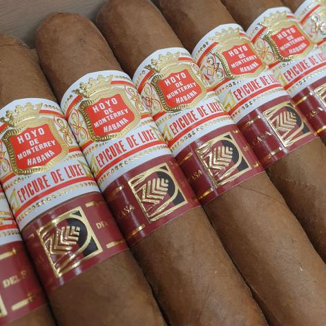 Lot 109 - Hoyo de Monterrey Epicure de Luxe