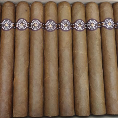 Lot 109 - Montecristo Double Edmundo 