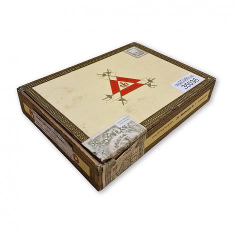 Lot 10 - Montecristo No. 3