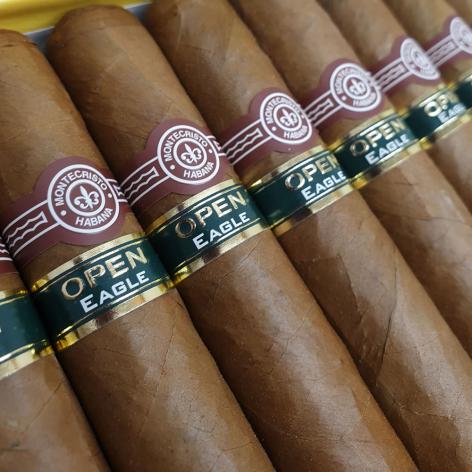 Lot 110 - Montecristo Eagle
