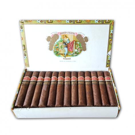 Lot 110 - Romeo Y Julieta Robusto