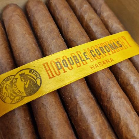 Lot 113 - Hoyo de Monterrey Double Coronas