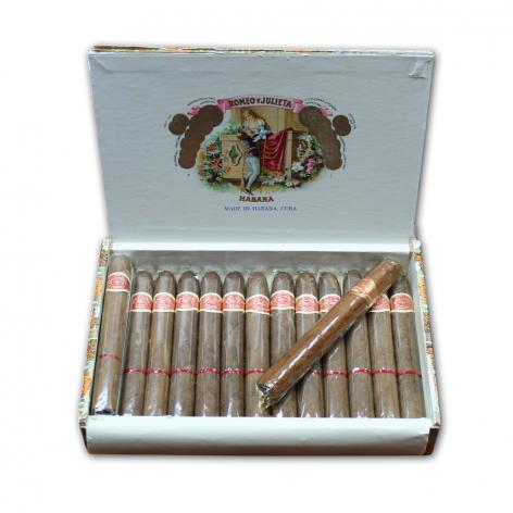 Lot 115 - Romeo y Julieta Mille Fleurs