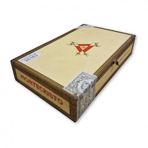 Lot 116 - Montecristo Tubos 