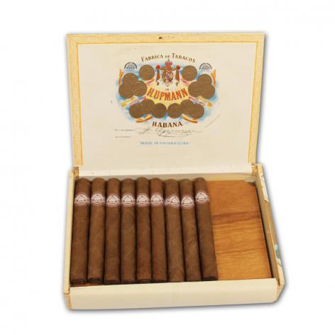 Lot 117 - H.Upmann  Petit Upmann