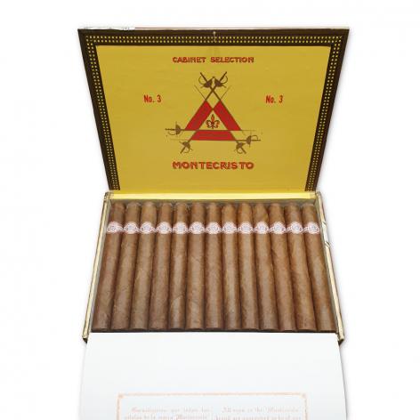 Lot 117 - Montecristo  No.3