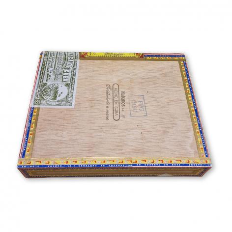 Lot 118 - Partagas Churchill de Luxe