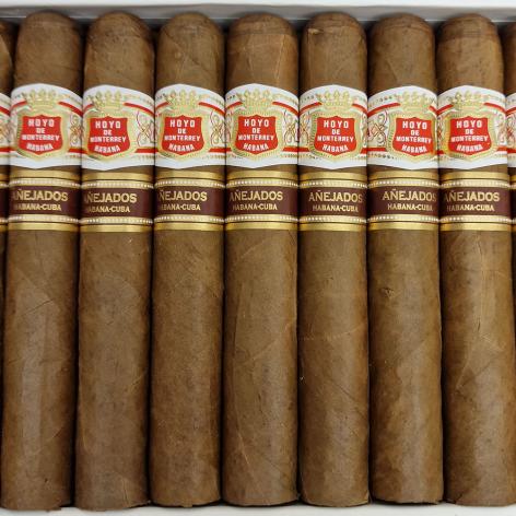 Lot 119 - Hoyo de Monterrey Hermosos No. 4 Anejados