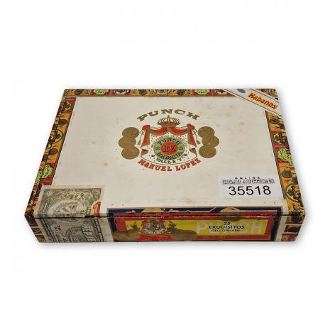 Lot 119 - Punch Exquisitos