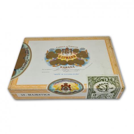 Lot 11 - H.Upmann Majestics