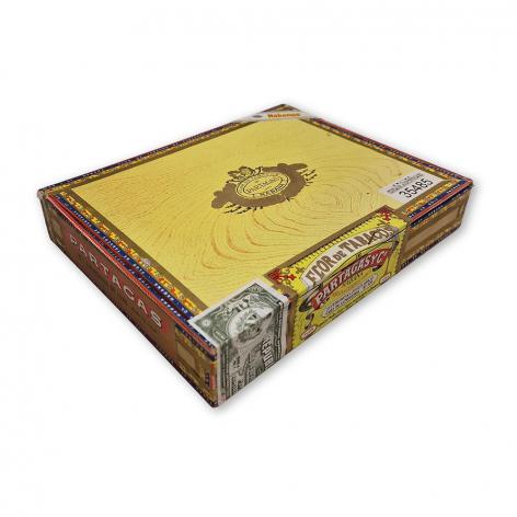 Lot 11 - Partagas Churchill de Luxe