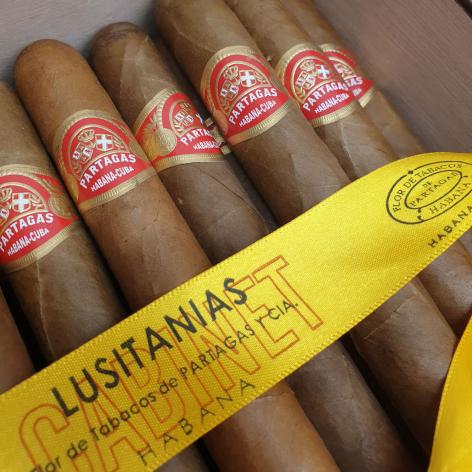 Lot 120 - Partagas Lusitanias