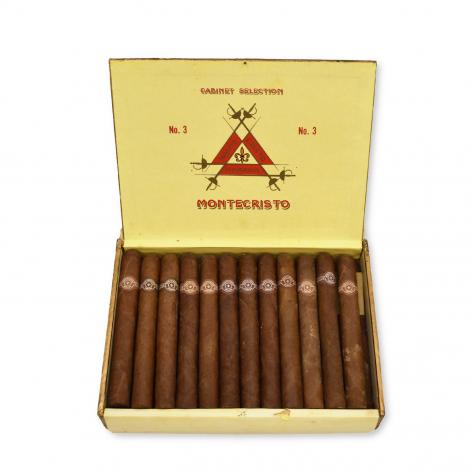 Lot 123 - Montecristo No. 3