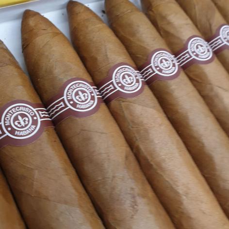 Lot 124 - Montecristo No. 2