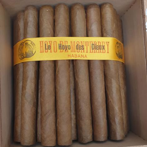 Lot 125 - Hoyo de Monterrey Le Hoyo des Dieux