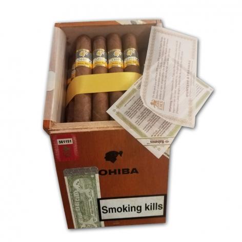 Lot 126 - Cohiba Robustos