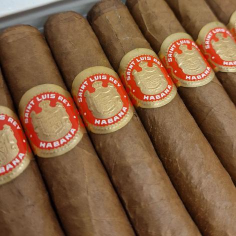 Lot 128 - Saint Luis Rey Serie A