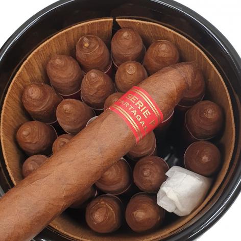 Lot 12 - Partagas Serie P No.1