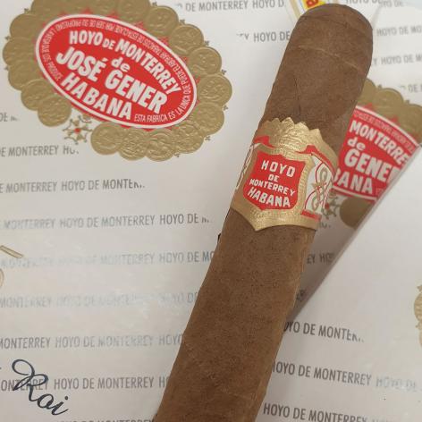 Lot 130 - Hoyo de Monterrey Le Hoyo du Roi