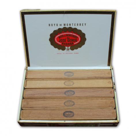 Lot 131 - Hoyo de Monterrey Particulares