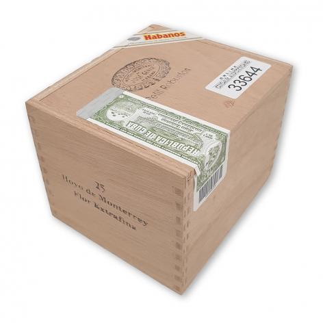 Lot 131 - Hoyo De Monterrey Petit Robustos