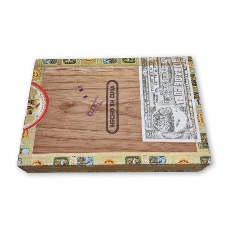 Lot 132 - Romeo y Julieta Belvederes