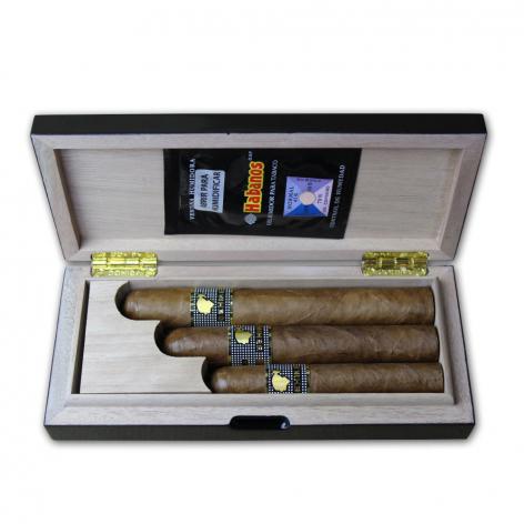 Lot 133 - Cohiba Behike