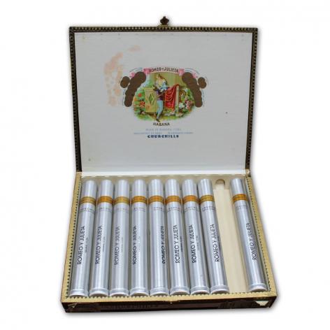 Lot 133 - Romeo y Julieta Churchills