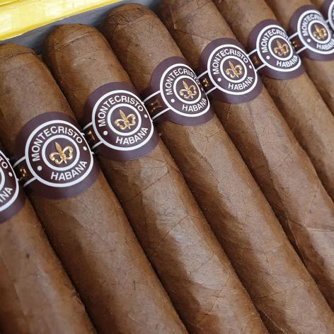 Lot 134 - Montecristo No. 5