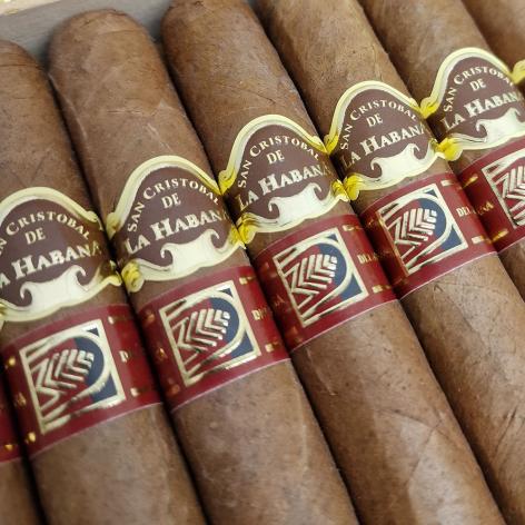 Lot 134 - San Cristobal de la Habana Mercaderes