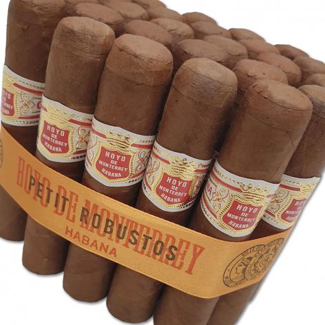 Lot 135 - Hoyo de Monterrey Petit Robustos 