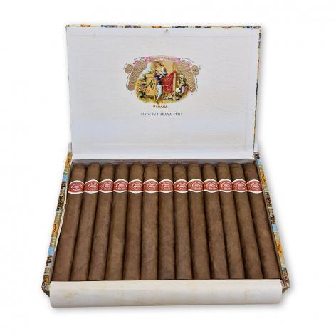 Lot 136 - Romeo y Julieta Petit Coronas