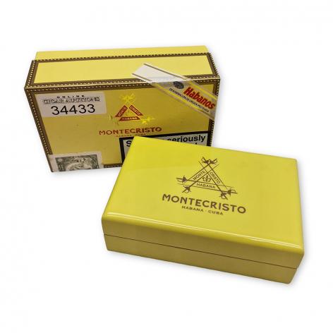 Lot 137 - Montecristo Petit Edmundo