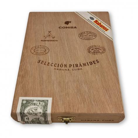 Lot 137 - Seleccion Piramide