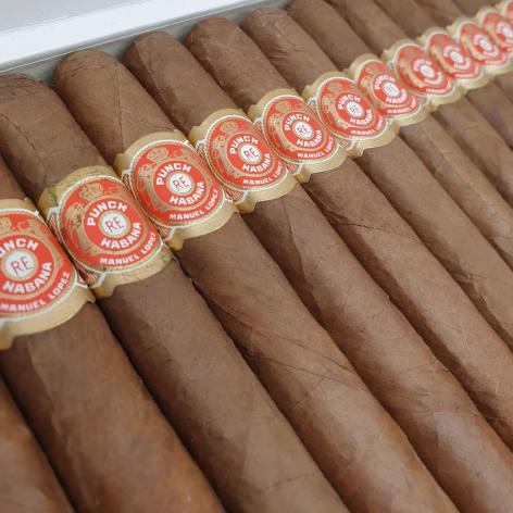 Lot 139 - Punch Petit Coronas