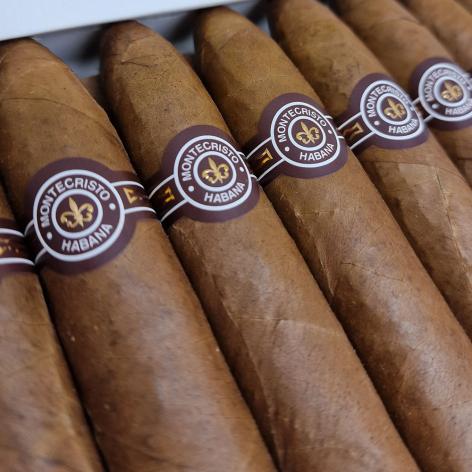 Lot 139 - Montecristo Petit No. 2