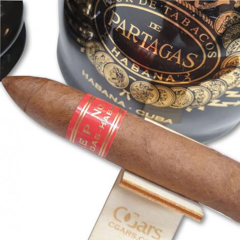 Lot 13 - Partagas Serie P No.1