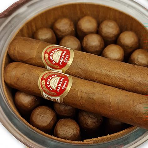 Lot 13 - H. Upmann Noellas