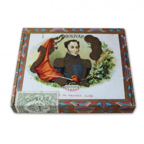 Lot 13 - Bolivar Coronas Extra