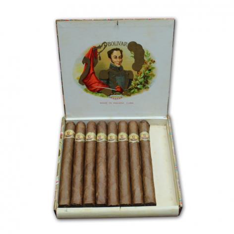 Lot 13 - Bolivar Coronas Gigantes